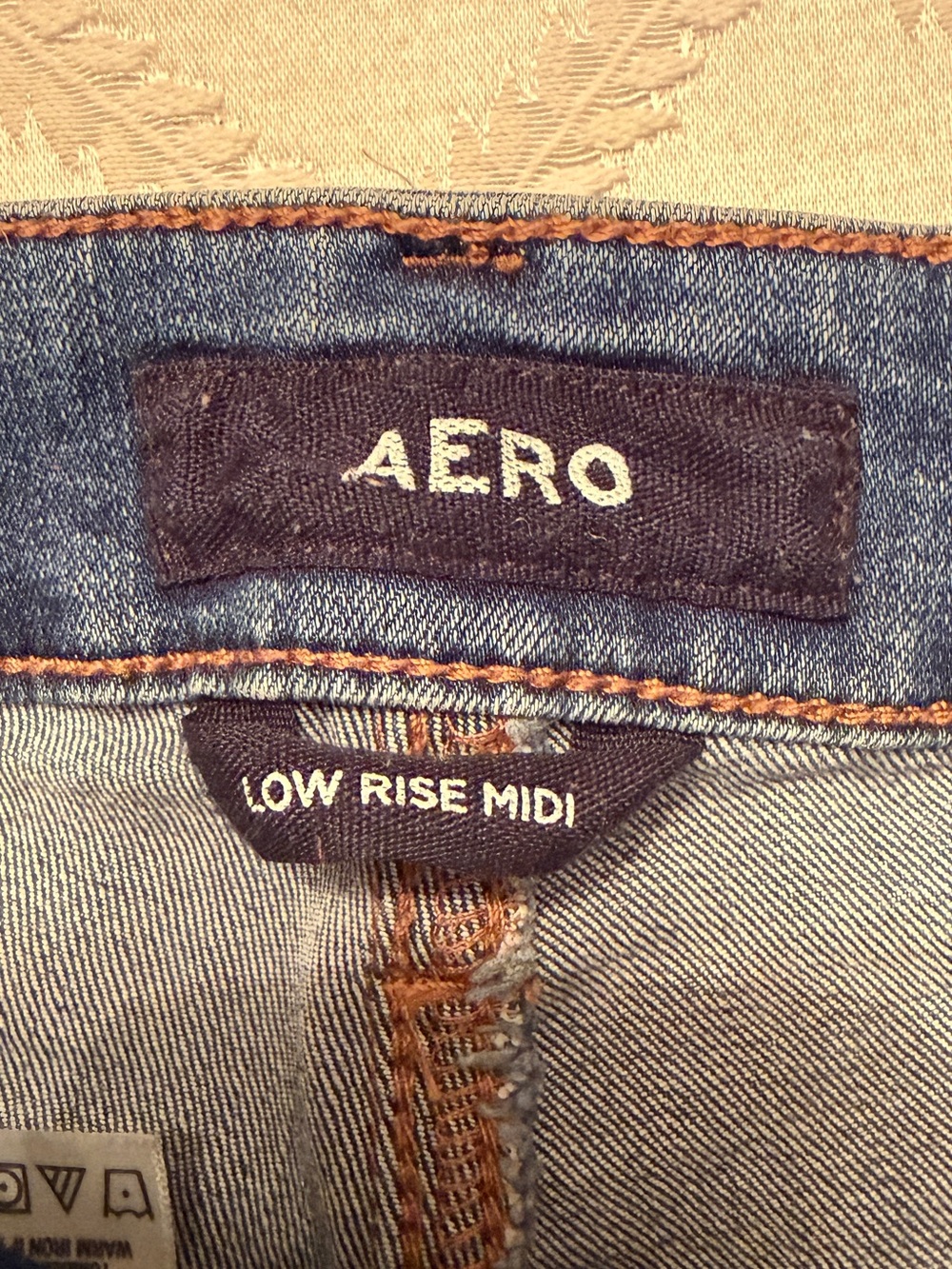 Aeropostale Distressed Dark Blue Rolled Hem Jean Shorts - Picture 3 of 3